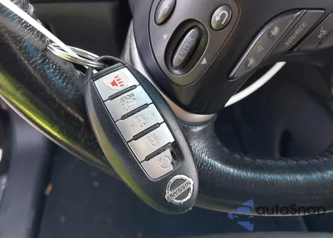 2014 Nissan Pathfinder Platinum from USA, damaged, VIN 5N1AR2MM6EC708032